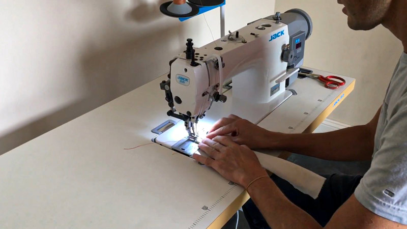 Direct Drive Sewing Machine