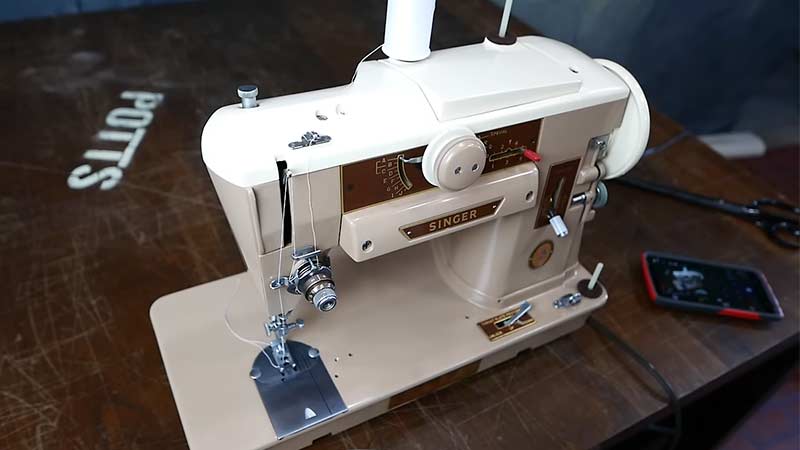 Advantages of Using a Slant Needle Sewing Machine