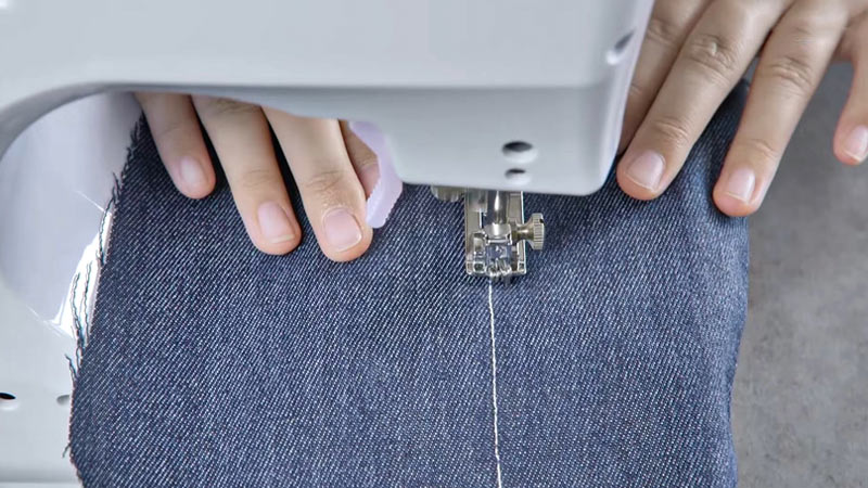 Built-in Stitches Should a Sewing Machine