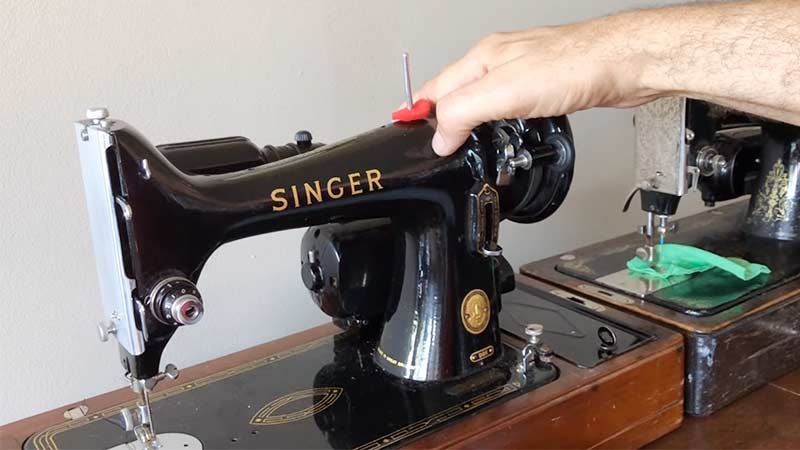 Does the Age of My Singer Sewing Machine Affect Wick Size