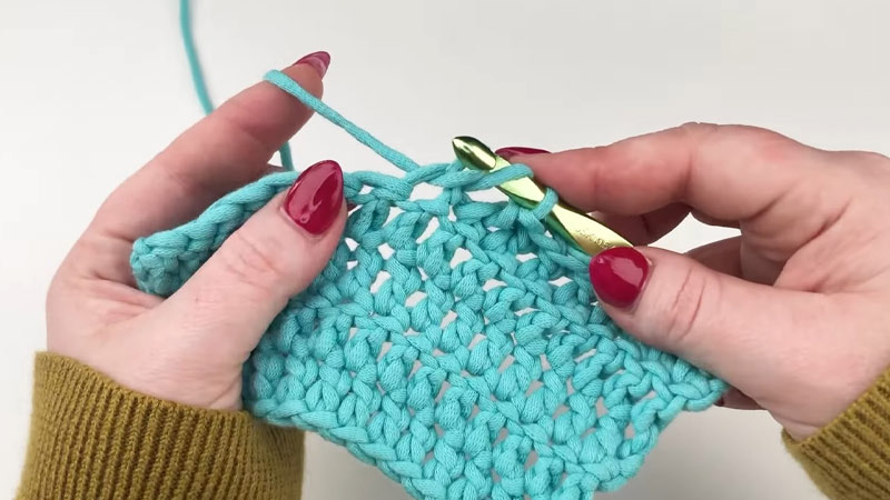 Double Crochet (dc)