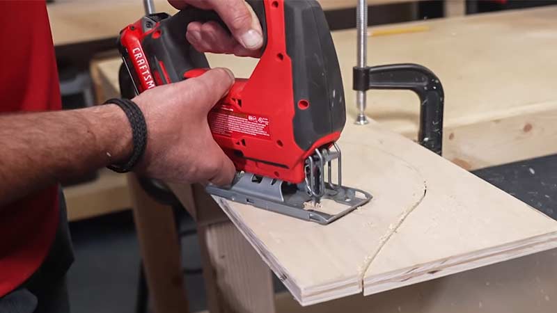 Hand-Cutting with a Jigsaw