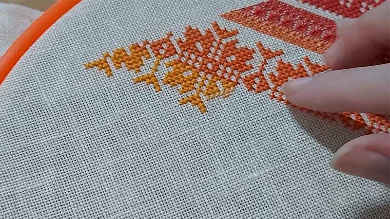 How to Cross Stitch on 32 Count Linen