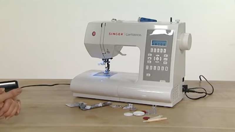 How to Increase the Sewing Speed of the Singer Curvy