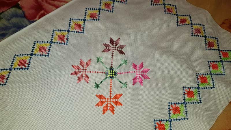 Cross Stitch a Pillowcase by Hand